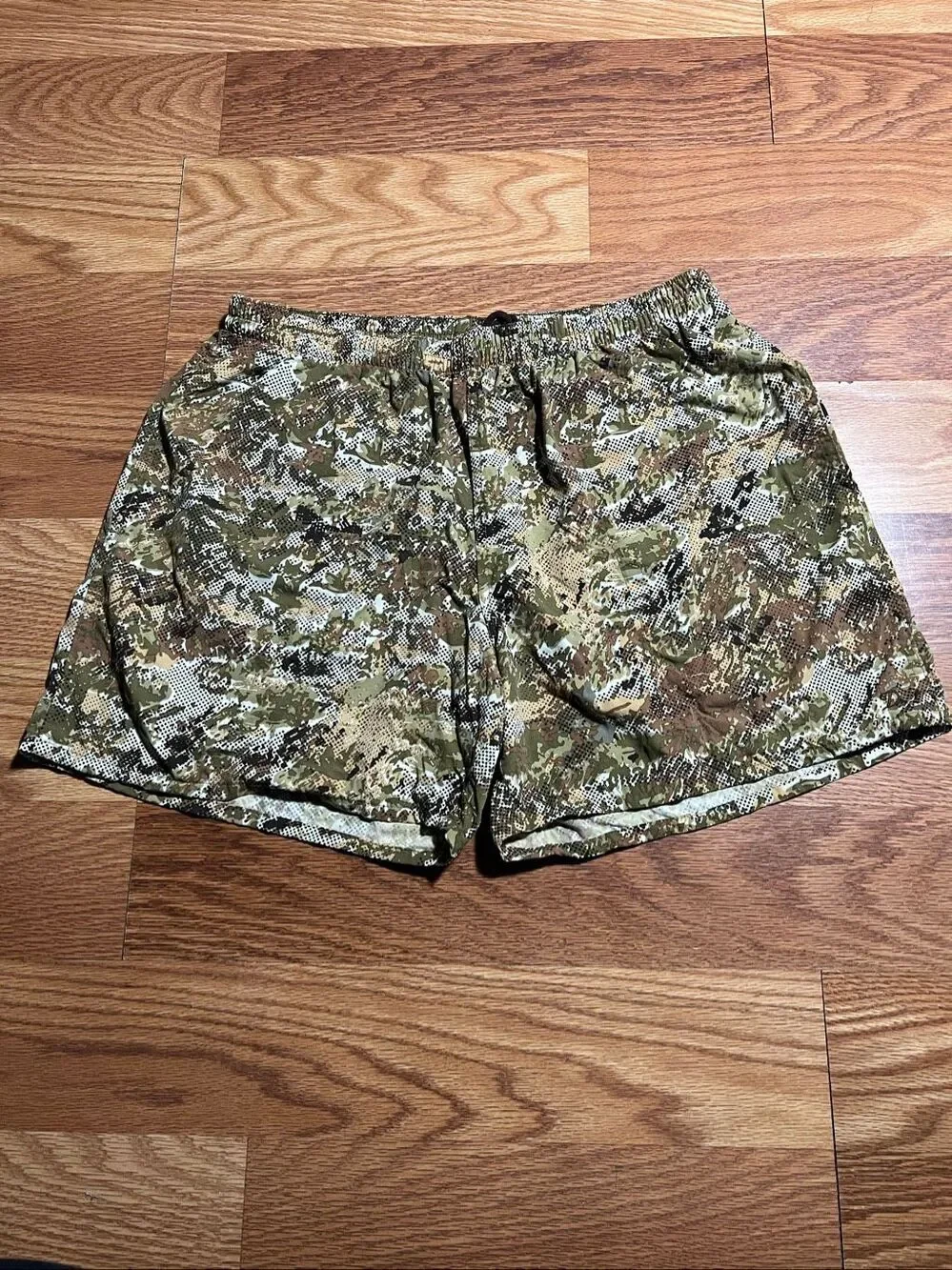 Duck Camp Men's Camo Unlined Scout Shorts 5” Size Medium